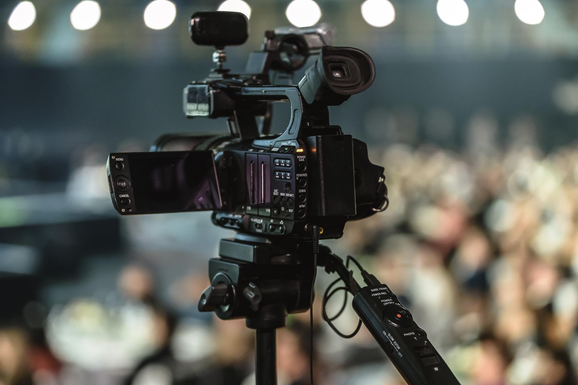 lens-camerta lens-camerta